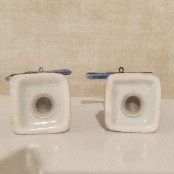 Windmill Salt & Pepper Shakers - Picture 2 of 6